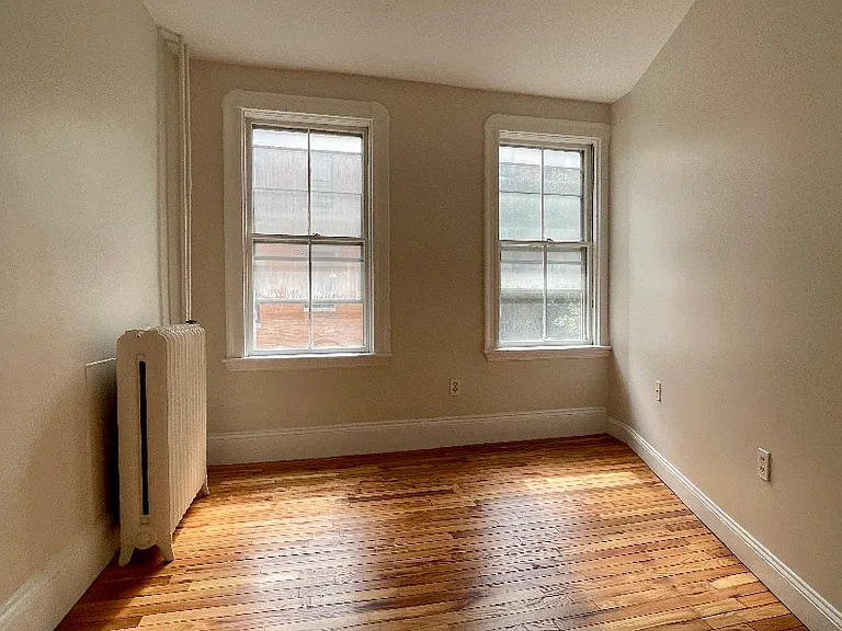 13 Anderson St #2 — Photo 9
