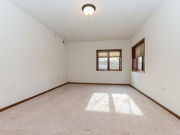 2nd image of 18600 Pine Lake Dr APT 1A