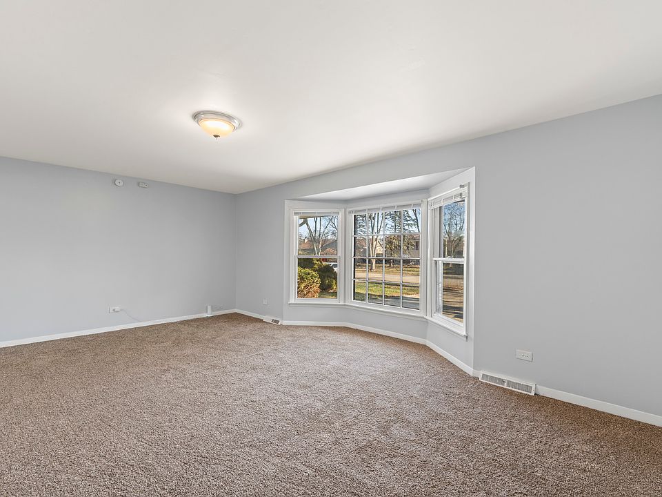 ymksnaka様 ホザーナバングル 17740 Cedar Ave, Country Club Hills, IL 60478 | Zillow