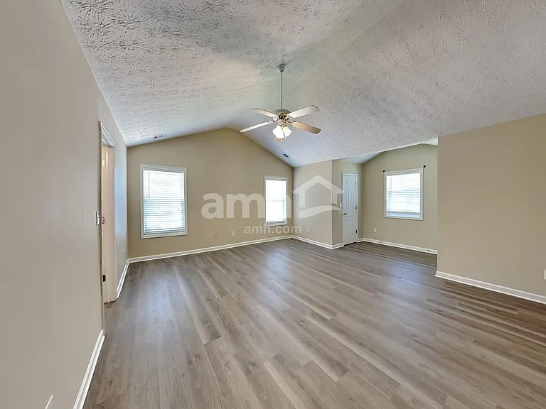 90 Adams Lake Ct — Photo 8