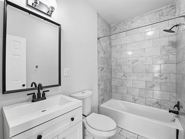 4217 Sterling St — Photo 7