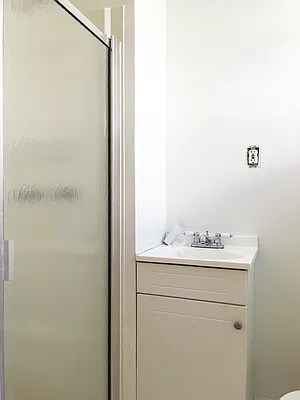 Rented by Stewart Harrison LLC | media 19