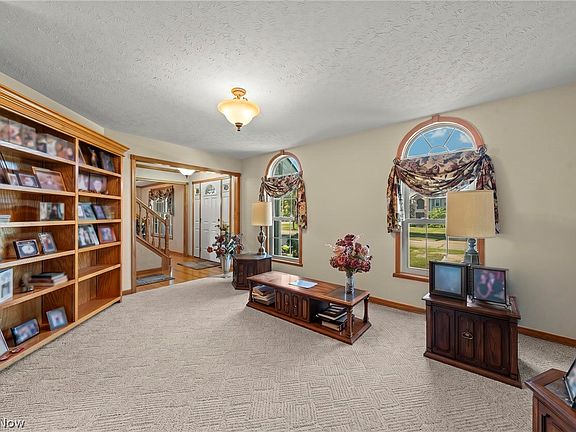 5th image of 4549 Bunker Ln