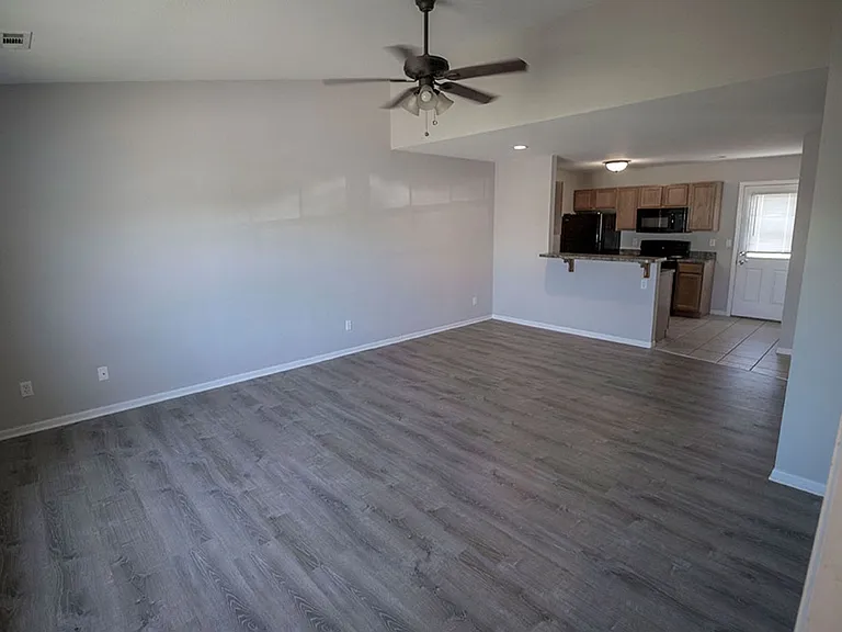 1508 Typhoon Ct — Photo 2