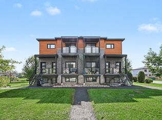 251 Capri Ave #1, Russell, ON K0A1W0