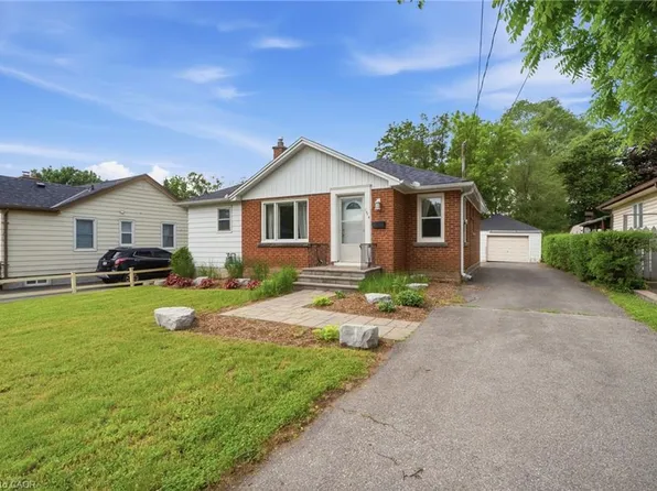 1076 Clearview Ave, Burlington, ON L7T 2J1
