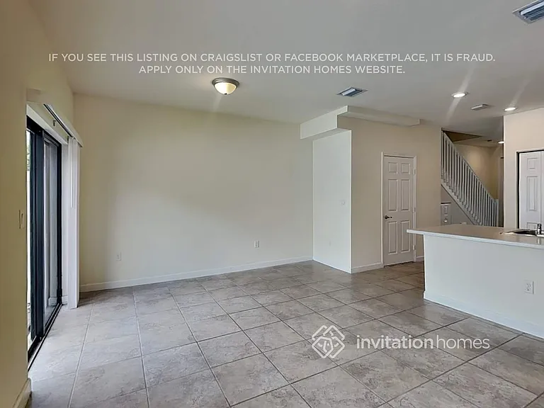 10554 W 33rd Way — Photo 6