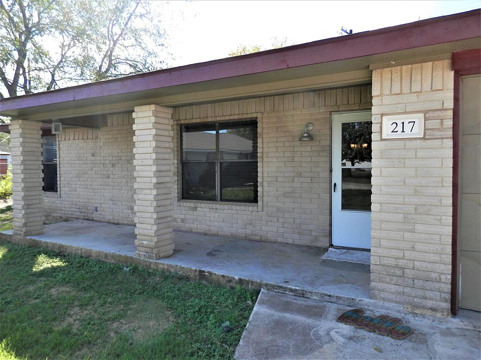 1st image of 217 Glenbrook Dr
