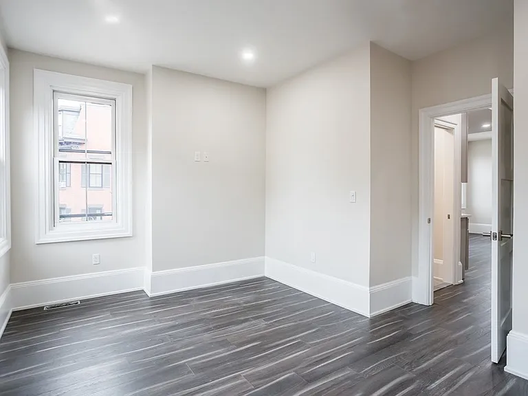 45 Clarendon St #0 — Photo 5