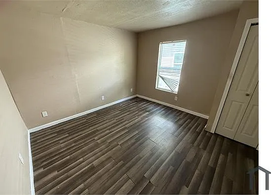 1120 Rich Ave #A — Photo 6