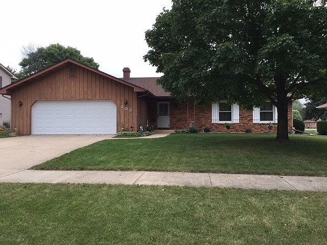1st image of 203 Acorn Dr