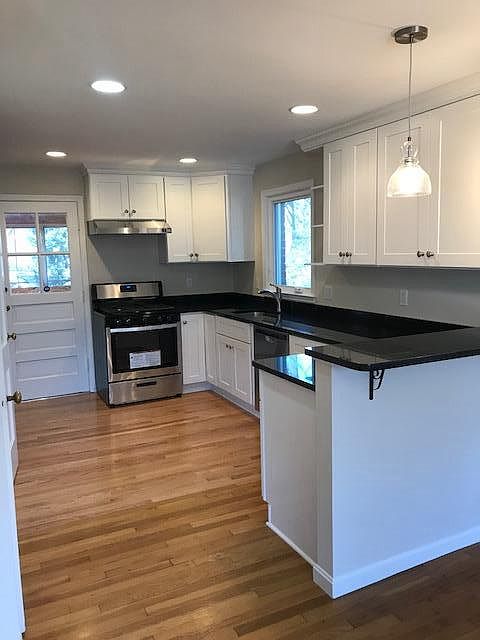 Brand new kitchen.  All new appliances.