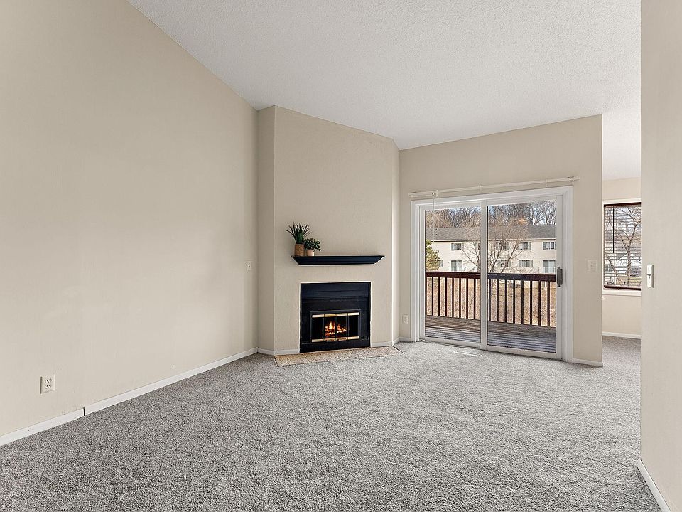 1st image of 6097 Courtly Alcove #F
