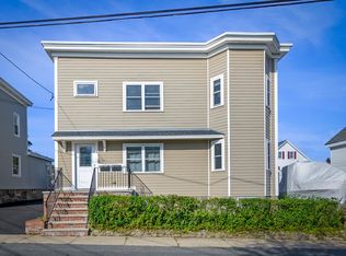 4 Davis Ter, Peabody, MA 01960