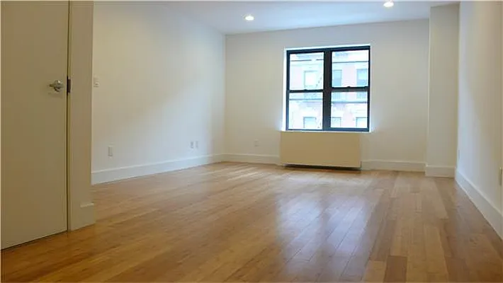 Rented by R New York | media 39