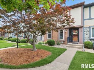 3727 31st Ave, Rock Island, IL 61201