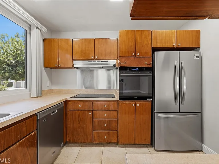 4120 Del Mar Ave — Photo 13