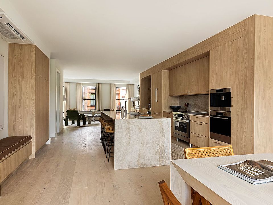 1st image of 235 Sackett St APT 2