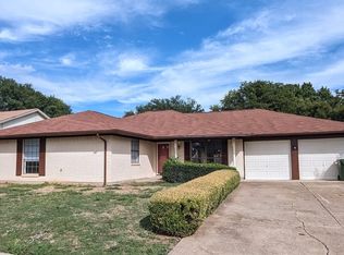 3007 River Bend Rd, Arlington, TX 76014