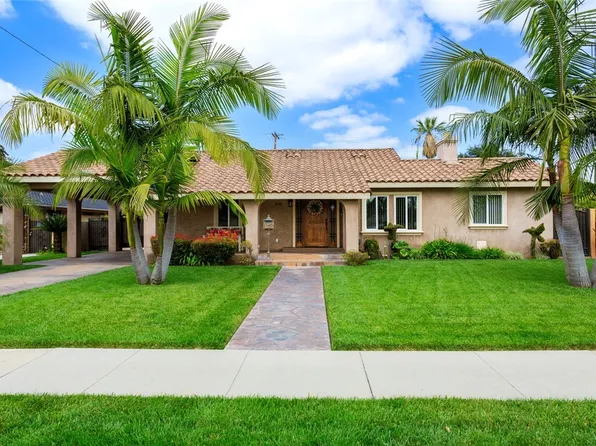 8375 6th St, Downey, CA 90241