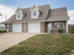 1425 Ash Ct, Eudora, KS 66025