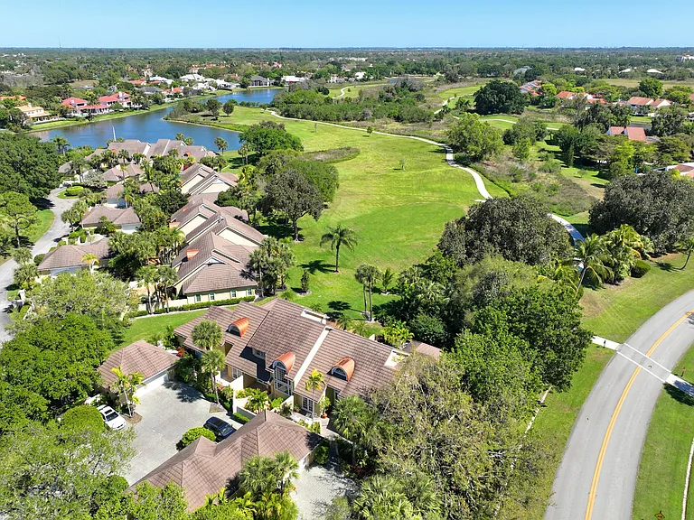 2624 Muirfield Ct — Photo 42