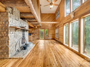 465 Youngs Gap Rd, FLETCHER, NC 28732