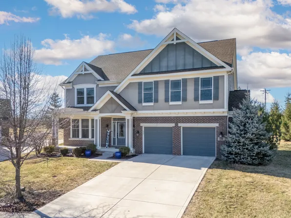 12650 Misty Ridge Ct, Fishers, IN 46037