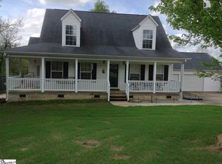 220 Hallmark Cir, Easley, SC 29640