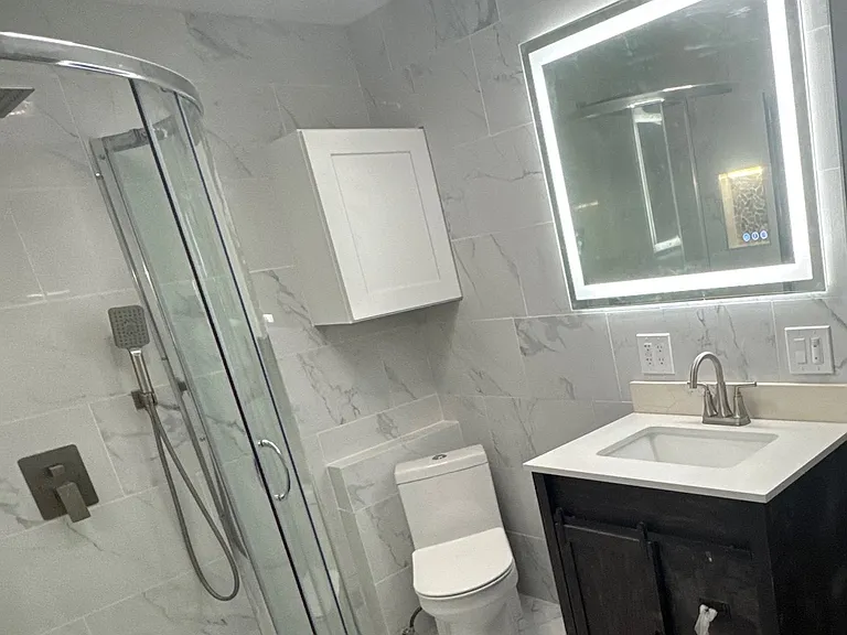 2239 Alcyona Dr — Photo 21