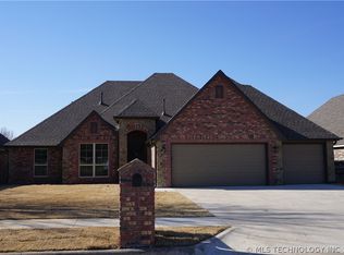 7714 N 144th East Ave, Owasso, OK 74055