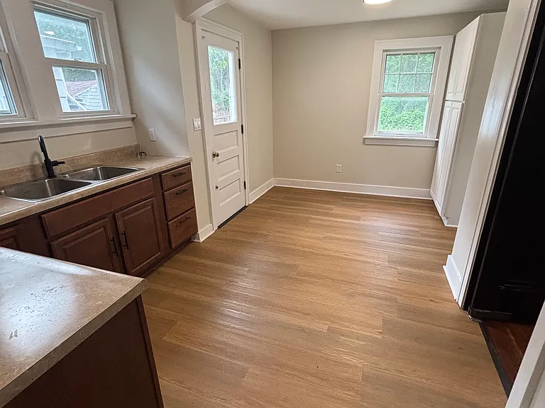4531 Walker Ave — Photo 6