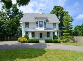 1335 Pulaski Rd, East Northport, NY 11731