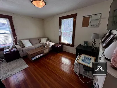 2 bed, 1.0 bath, 800 sqft, $3,100 — Photo 4