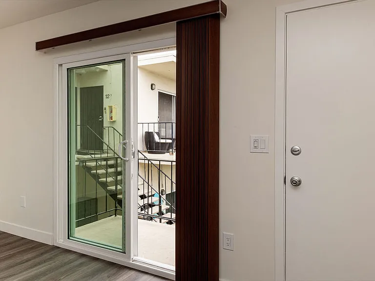 1038 Turquoise St #14 — Photo 4