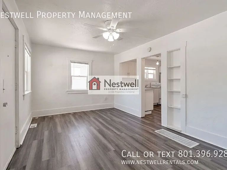 2308 S Green St — Photo 9