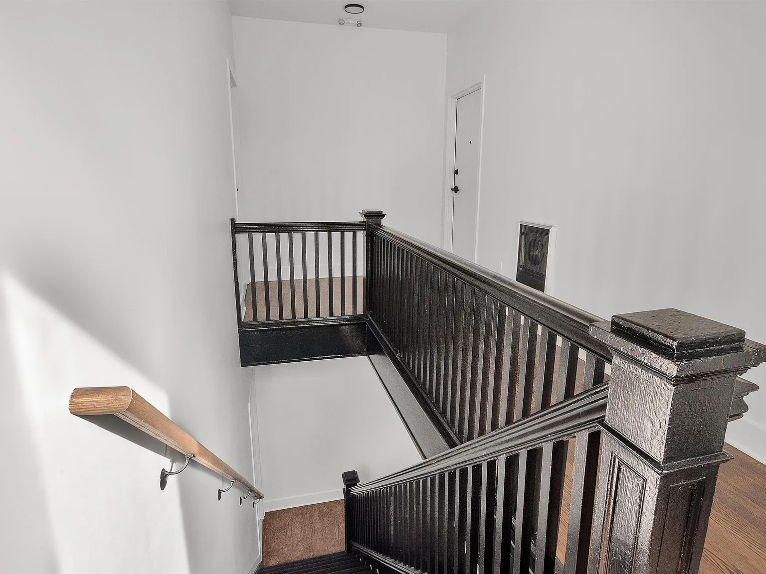 632 Prentis Street - 4 — Photo 3