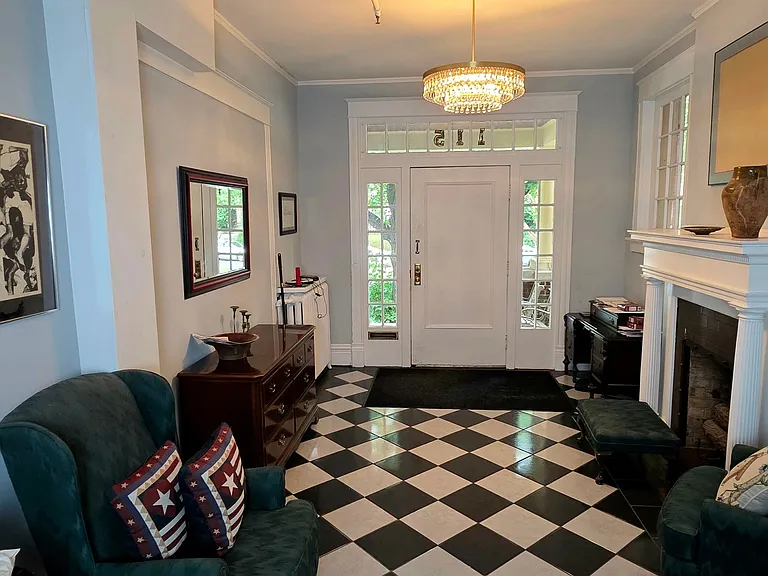 115 S Arthur Ashe Blvd #2 — Photo 31