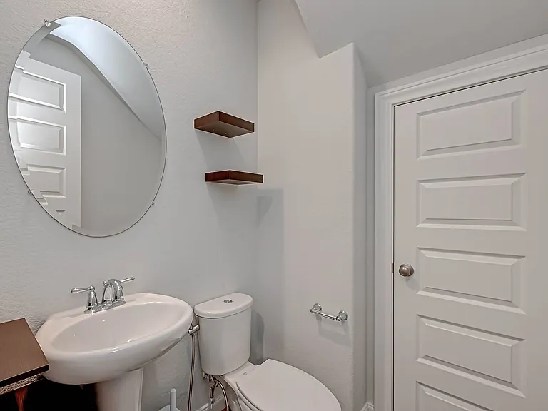 9905 Brickhouse Dr — Photo 4