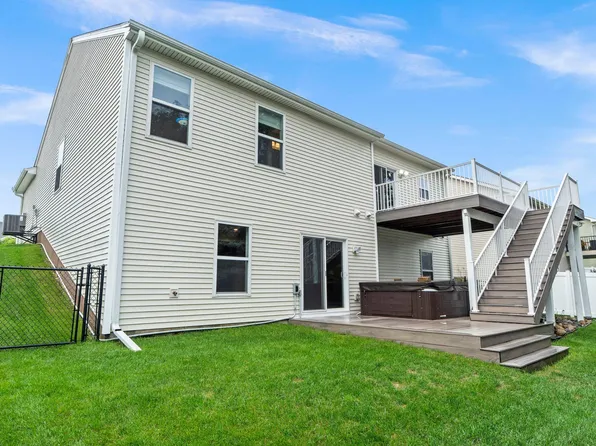 1515 138th St E, Rosemount, MN 55068