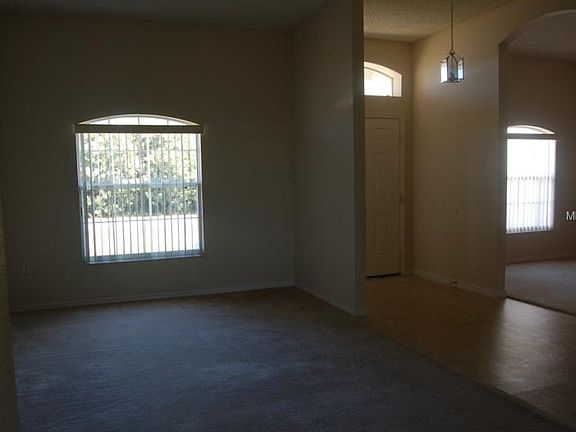 3rd image of 402 Bedlington Ct