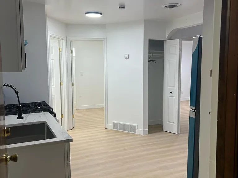 9731 Joseph Campau St — Photo 26