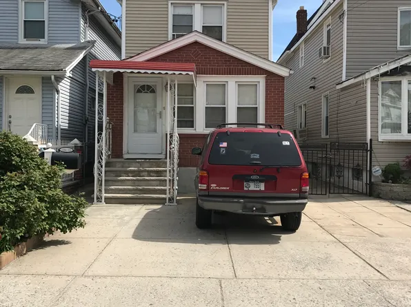 11618 111th Ave, South Ozone Park, NY 11420