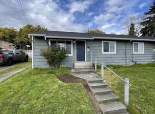 114 Acorn St, Bremerton, WA 98310