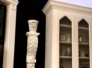 8213 Madrillon Estates Dr, Vienna, VA 22182