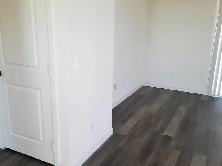813 E Siesta Dr #D — Photo 16