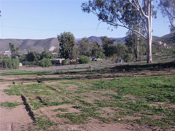 5th image of 32595 Newport Rd