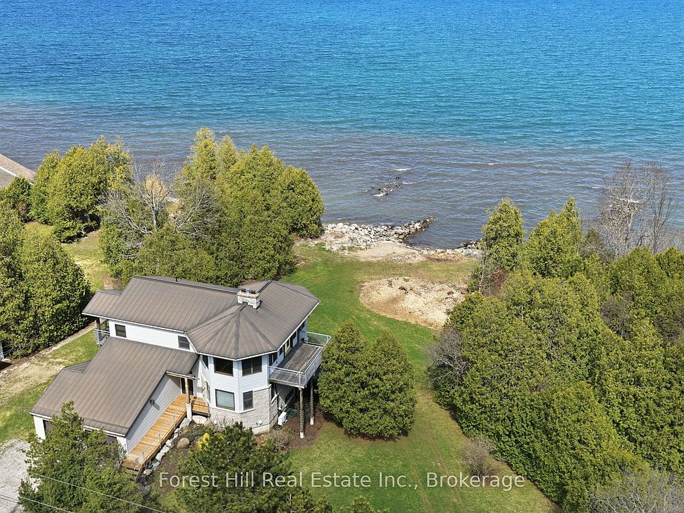 1st image of 295 Lakeshore Rd N