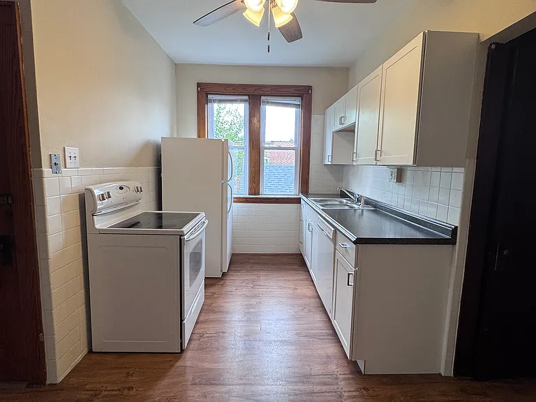 4928 Holly Hills Ave #2F — Photo 11