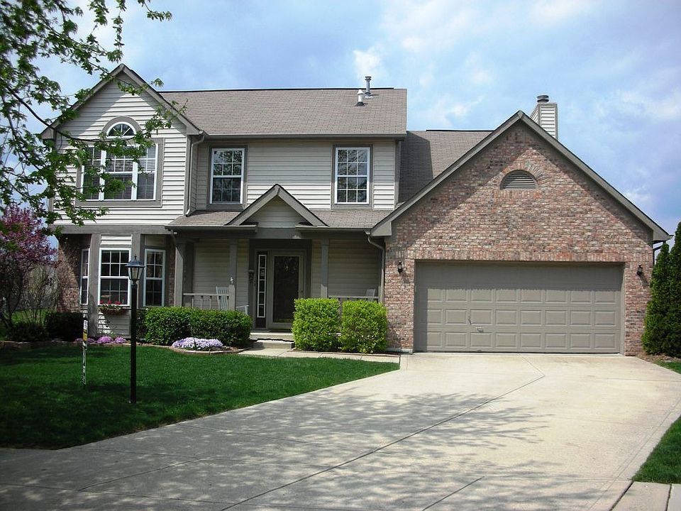 Exterior Front: Fantastic home on cul-de-sac. Covered front porch. 